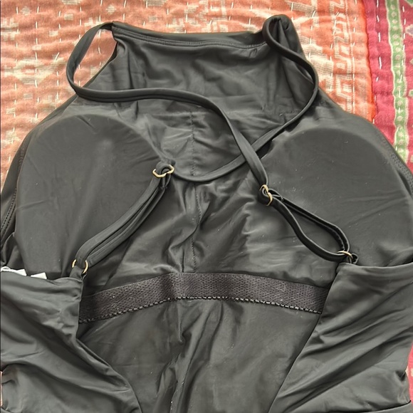Andie Swim The Asbury One-Piece Swimsuit Black cross back size medium NWT - Picture 8 of 8